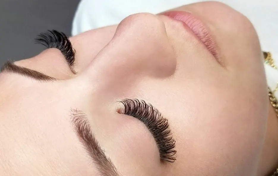 اکستنشن مژه