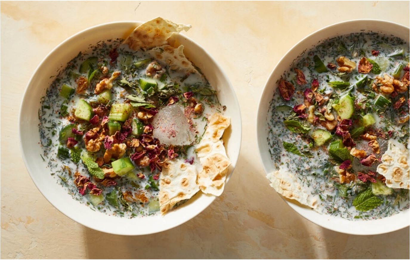 طرز تهیه آب دوغ خیار مجلسی