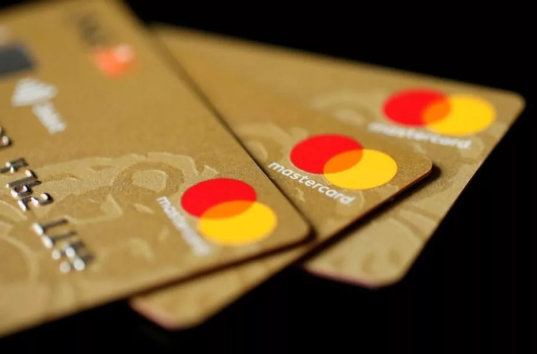 آموزش دریافت و استفاده از مستر کارت برای سفرهای خارجی (ویژه ایرانی‌ها)