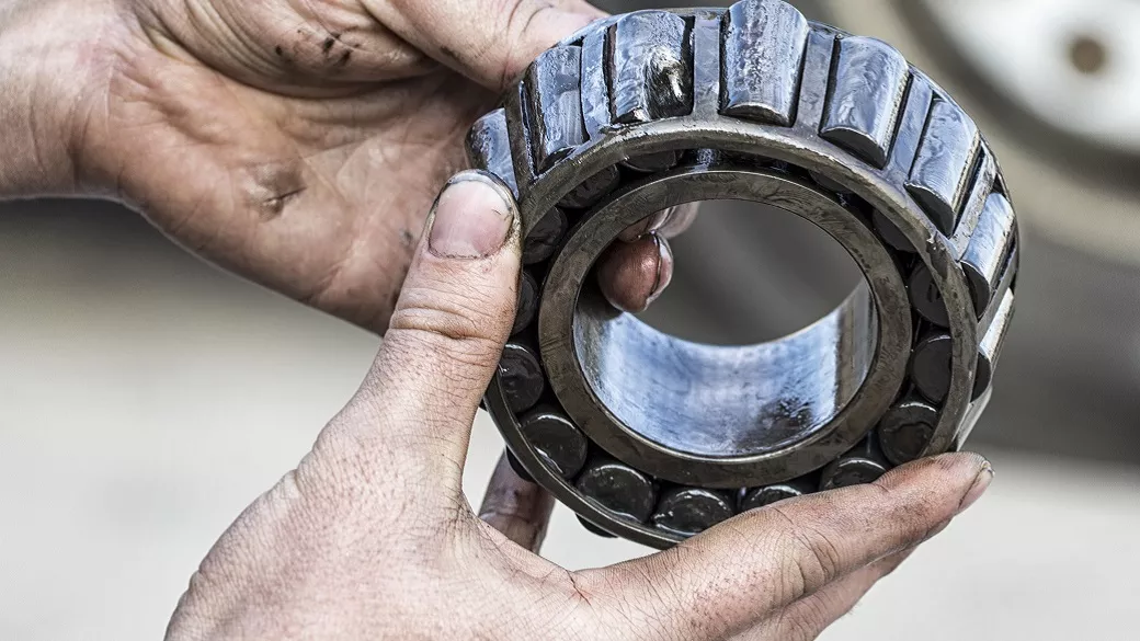 یاتاقان زدن چیست؟ راهنمای کامل و نکات مهم در تشخیص و رفع آن