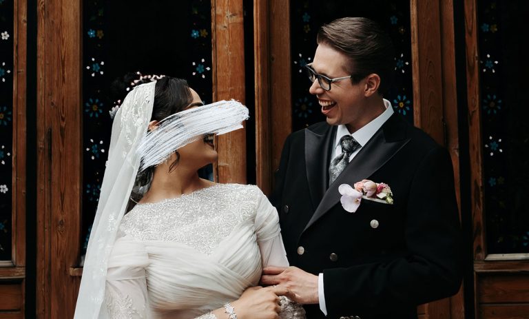 خدمات اختصاصی عکاسی محجبه عروس در آتلیه طوس استودیو